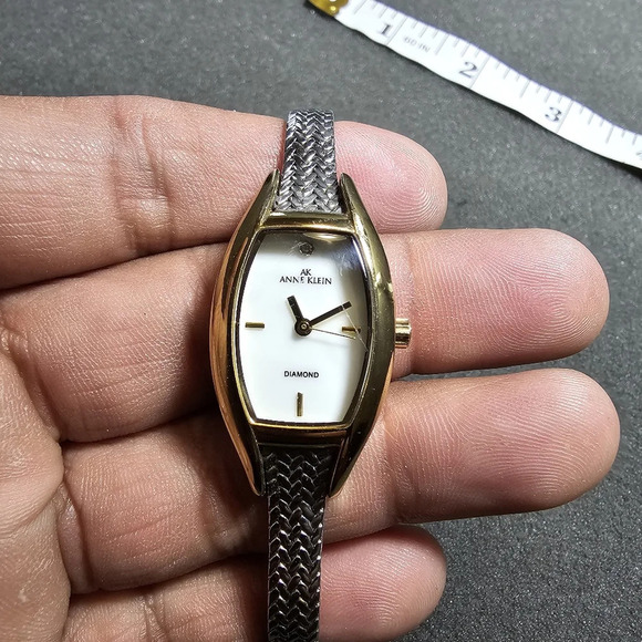 Anne Klein Ladies Quartz Fashion Watch Gold Silver Tone M.O.P Dial Working Y121E - Picture 1 of 10